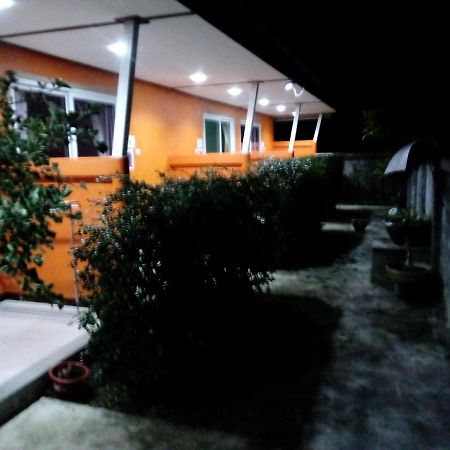 Pk Family House Hotel เกาะมุก ภายนอก รูปภาพ